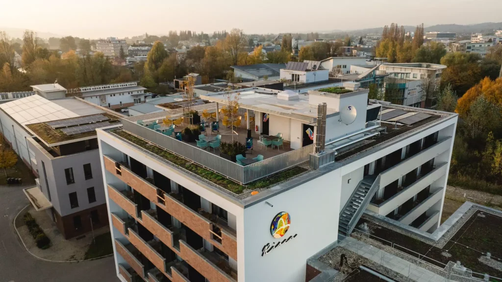 Designhotel mit Dachterrasse mit Blick über Konstanz